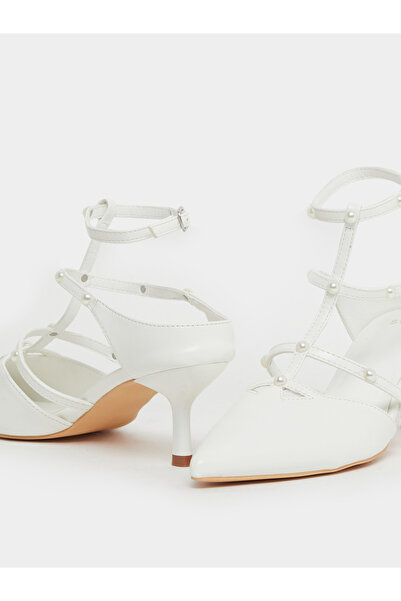 Styli Faux Pearl Embellished Pointed To Shoes