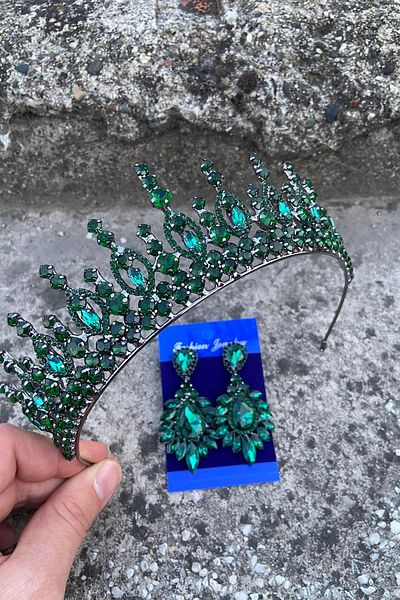 Hobigram Abrienda Green Bridal Henna Crown Special Occasion Accessory Women's Crown and Wide Shuttle Earring Set