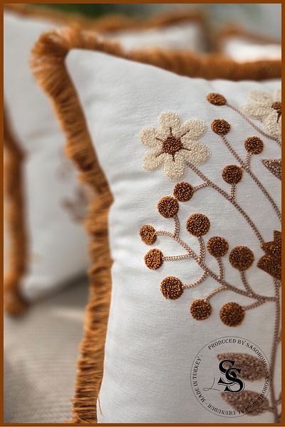 SasoHome Калъфка за възглавница от лен с бродерия и шарки Beauty Flowers Punch
