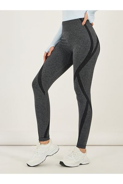 Styli Seamless Tonal All Over Stripe Detail Leggings