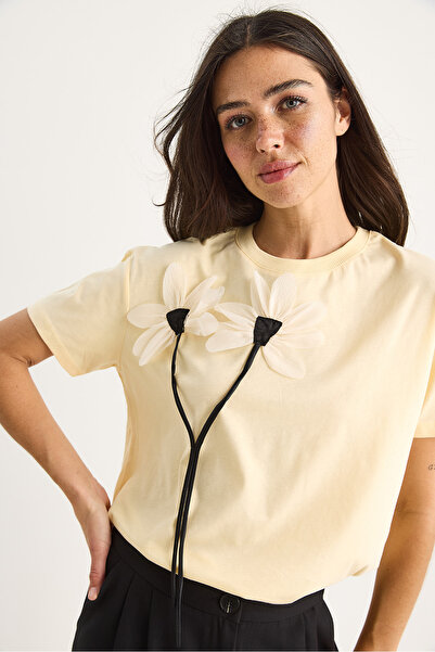 Bianco Lucci Tricou din bumbac cu mânecă scurtă pentru femei cu accesorii Daisy 60602039