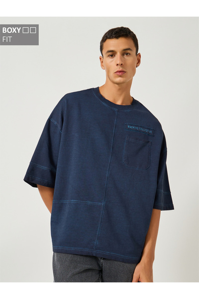 Styli تي شيرت مربع الشكل من مجموعة ستريت وير بتفاصيل رقعة مطبوعة بشعار