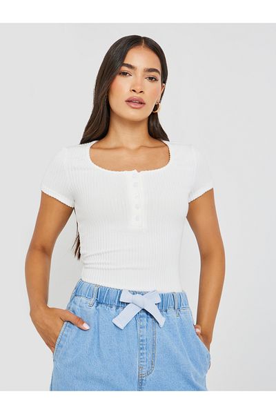 Styli Textured Short Sleeve Ribbed Knit T-Shirt