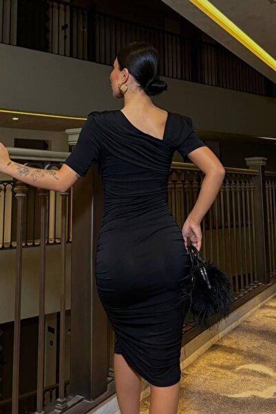 Modafeminen Asimetrik Yaka Büzgülü Sandy Elbise Siyah 582991