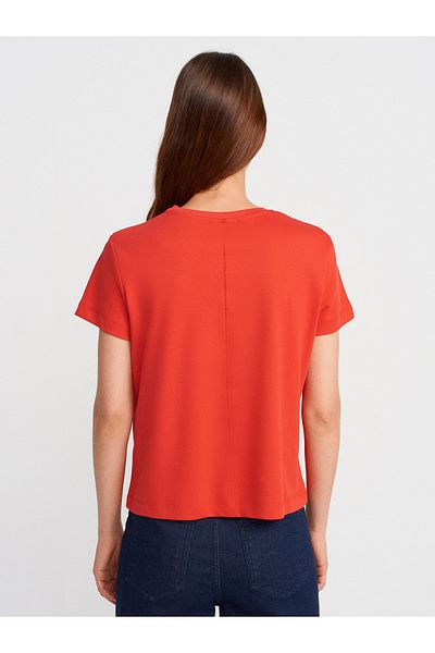 Dilvin 31757 Crew Neck Stitching Detailed T-Shirt-Red