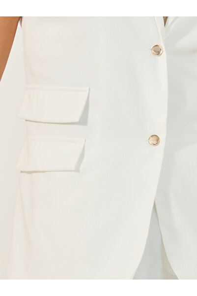 Styli Solid Boxy Fit Sleeveless Blazer with Pockets