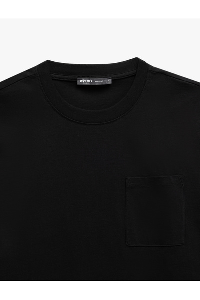 Koton Kısa Kollu Cepli Regular Fit Bisiklet Yaka Pamuklu Basic Erkek Tişört