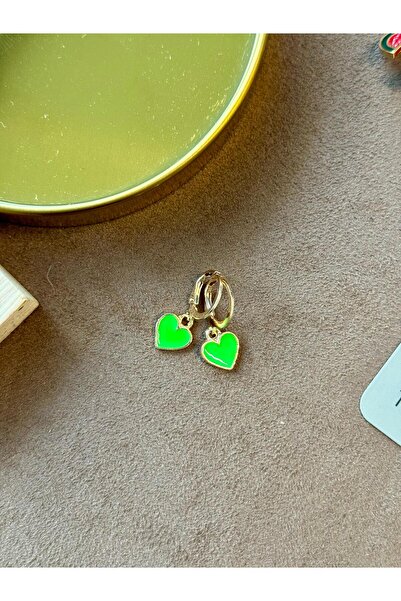 Twelve أقراط قلب صغيرة من المينا الخضراء باللون الذهبي