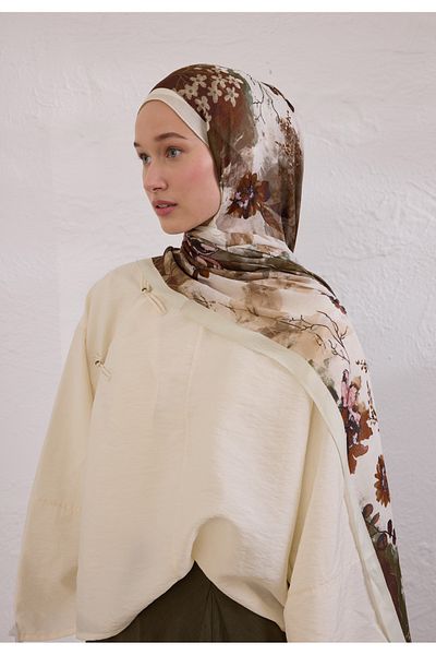 Fresh Ditsy Leaves Pattern Rami Shal Beige
