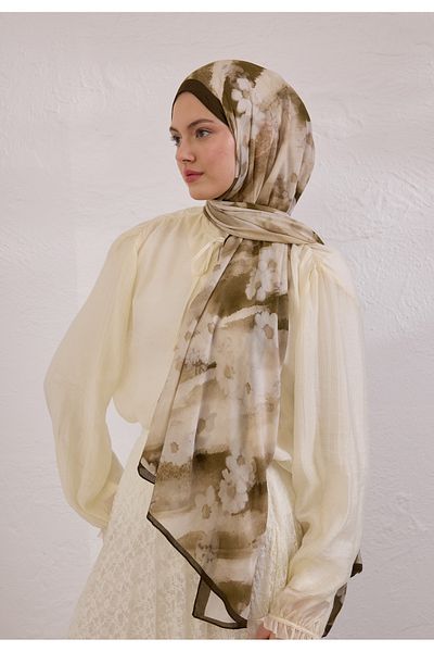 Fresh Soft Daisy Pattern Rami Shal Mink