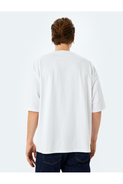 Koton Pamuklu Tok Kumaş Kısa Kollu Bisiklet Yaka Slogan Baskılı Oversize Tişört