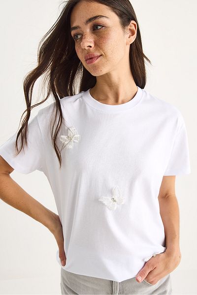 Bianco Lucci Women's Butterfly Accessory Crew Neck Cotton T-Shirt 60602071