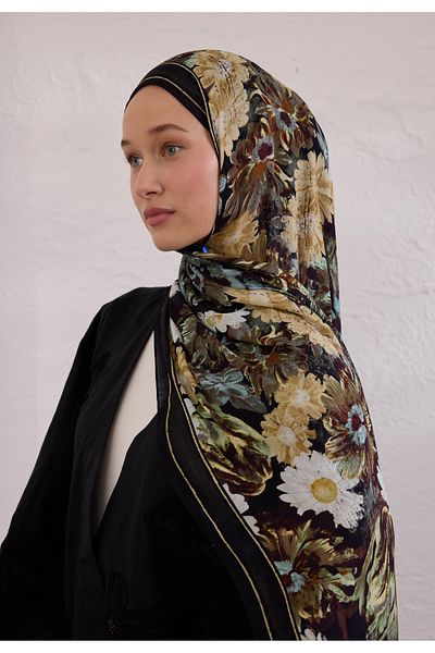 Fresh Jasmine Joy Pattern Rami Shal Black