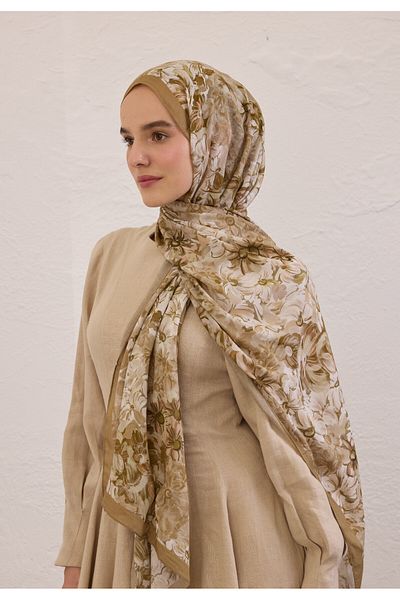 Fresh Summer Bloom Pattern Rami Shal Mink
