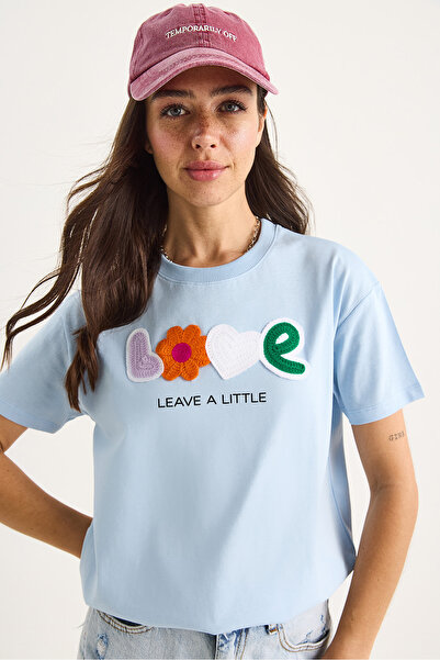 Bianco Lucci Women's Love Accessory Regular Fit Cotton T-Shirt 60602070