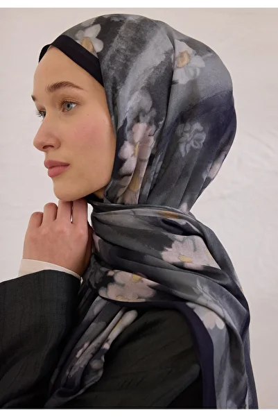 Fresh Soft Daisy Pattern Rami Shal Dark Blue