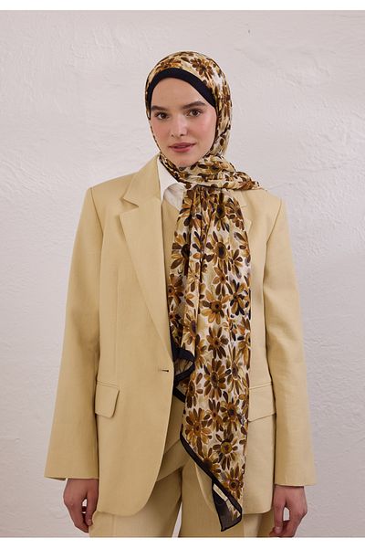 Fresh Sunflower Pattern Rami Shal Black