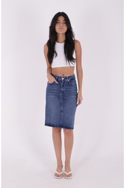 RICHMOST Dar Kalıplı Orta Boy Klasik Tarzlı Cepli ve Astarsız Normal Belli Kadın Kot Etek Koyu Mavi Denim