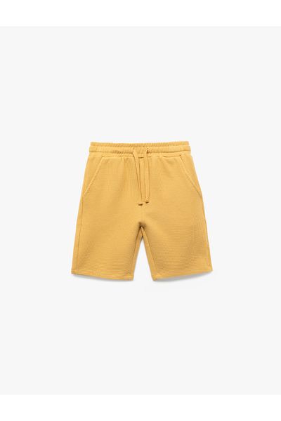 Koton Cotton Textured Pocket Detailed Lace-Up Shorts