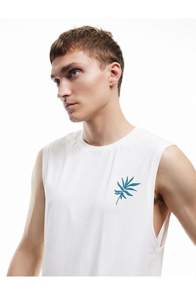Koton Crew Neck Cotton Back Printed Sleeveless T-Shirt