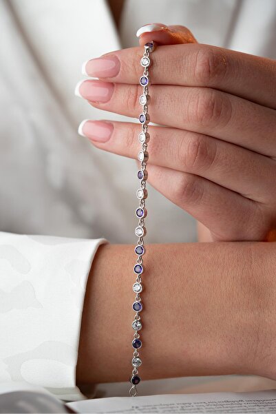 Nereze 925 Ayar Gümüş Rodyumlu Mor Taşlı Yuvarlak Tasarım Bileklik