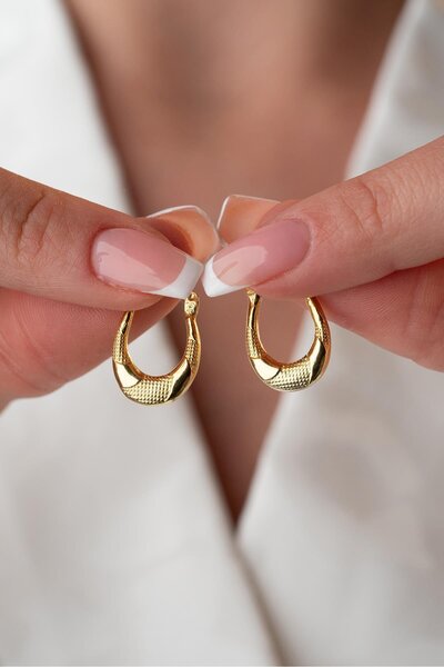 Nereze 925 Ayar Gümüş Gold Rengi Sade Noktalı U Şeklinde Şarnel Küpe