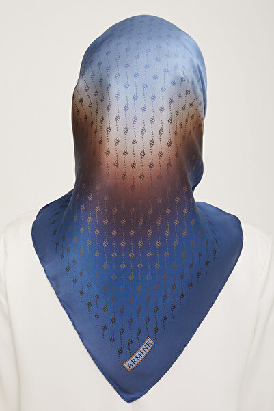 Armine Серія «Ностальгія» Шарф з шовку Sura 9003DS-36 з логотипом та візерунком ІНДИГО-КАВА