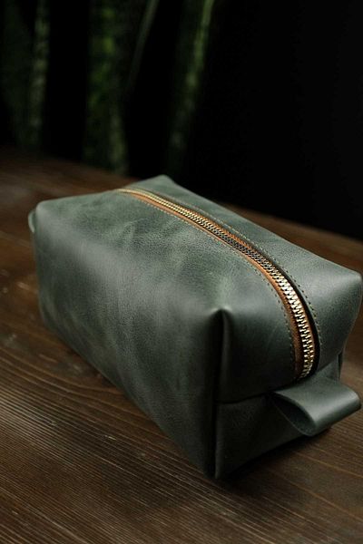 eonaks Dopp Kit Paris - Genuine Leather Elegant Handbag