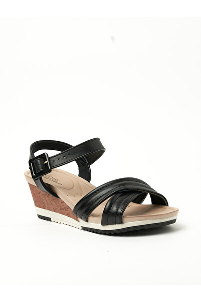 Modare صنادل إسفينية نسائية سوداء | صنع في البرازيل