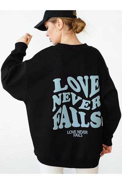 Boi Унисекс суитшърт с кръгло деколте Love Never Fall, черен