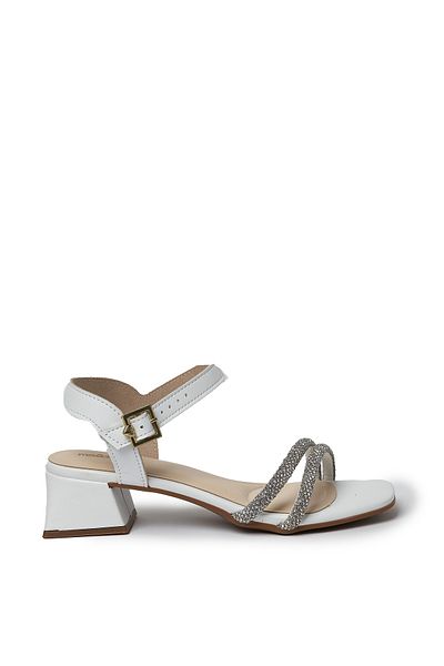 Molekinha Pre Teen Girls Sandals With Back Strap White | Made In Brazil