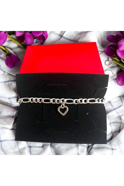 pofudukcase Steel Tarnish-Free Heart Detailed Bracelet Gift Boxed for Lover, Friend, Mother, Father