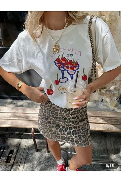 BE CHİC Women's Crew Neck Cherry Printed Oversize Loose Cotton Sthirt Ayd20112