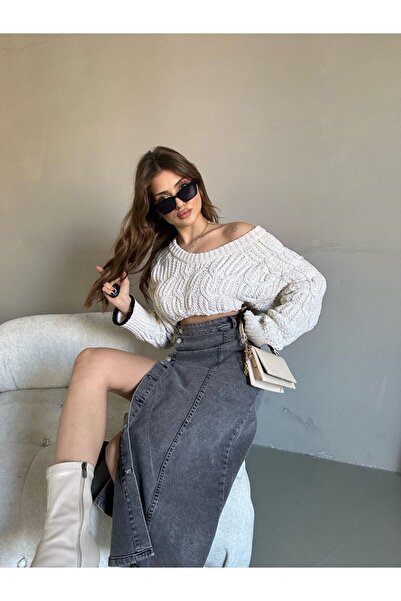 GUELES Long Length Ice Blue Color Snow Wash Lycra Denim Skirt with Buttons on the Front