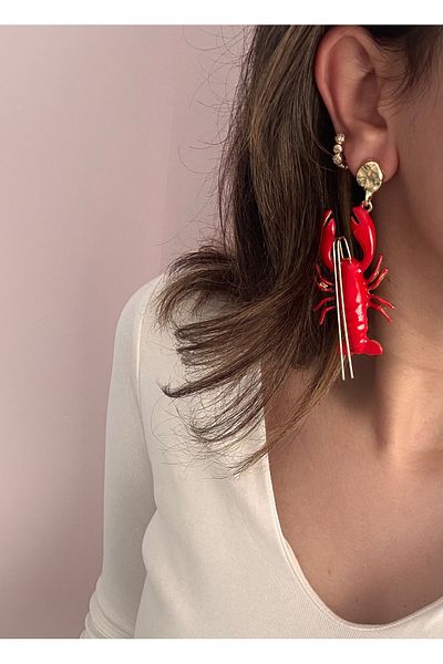 YENGEÇ Hanging Lobster Earrings