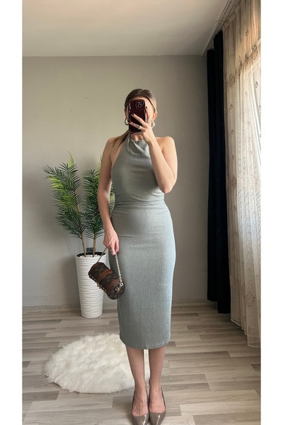 ensbutik Halter Yaka Sırt Dekolteli Midi Elbise