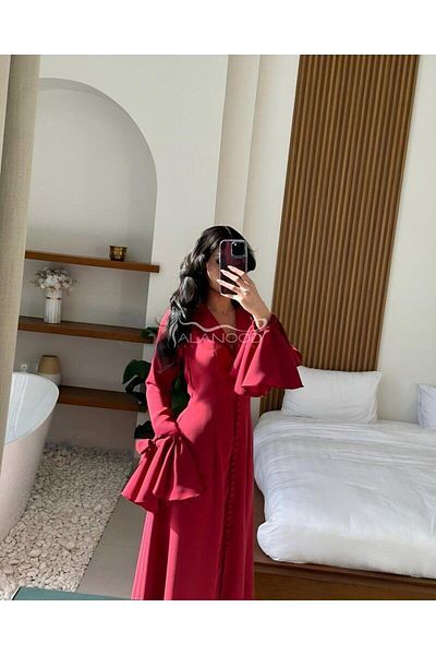 ALANOOD FASHION Soft red dress with wide sleeves and an attractive design