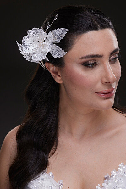 Hayalperest boncuk Eye-Catching Lace and Pearl Detailed Side Flower Hair Clip