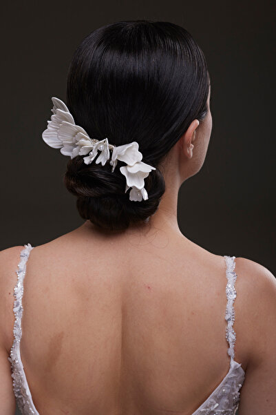 Hayalperest boncuk White Flower and Leaf Decorated Accessory on Bun Top