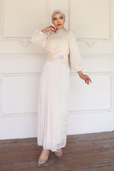 Olcay Yoryo Seiden-Hijab-Abendkleid mit Schleife und Kragen aus Steinstoff, Elfenbein 1236
