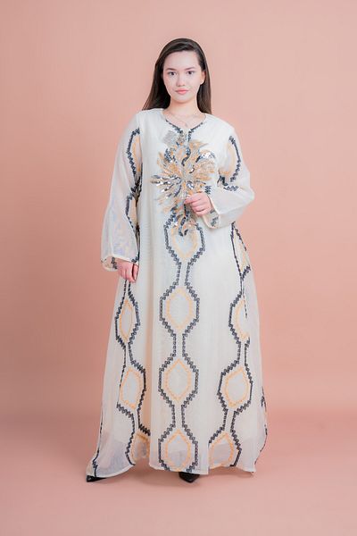 IKKXA Radiant Embroidery Jalabiya