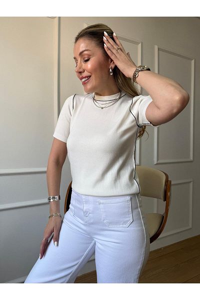 Size Özgü Ecru Black Striped Knitwear