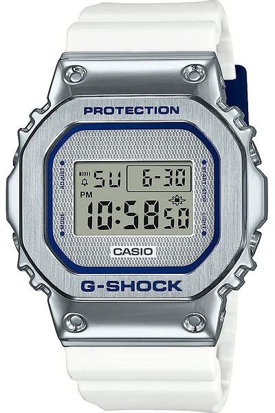 Casio Casio G-Shock watch, The Origin GM-5600LC-7ER