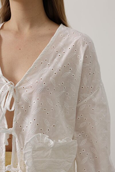 Le Savu SHILSEE BLUZ BRODĂ CU DETALII INIMĂ ALBĂ