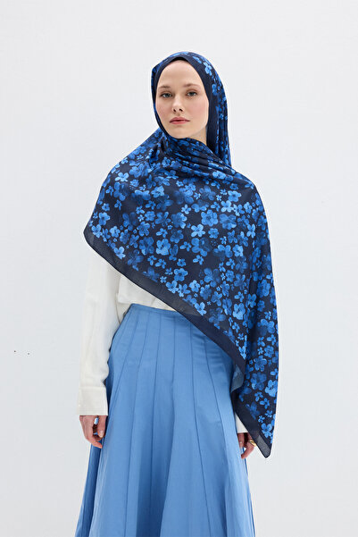 cs camellia scarf Şal moale cu model Blom - Albastru închis