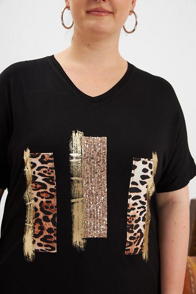 RMG Leopard and Sequin Sequin Garnished Plus Size T-Shirt Black