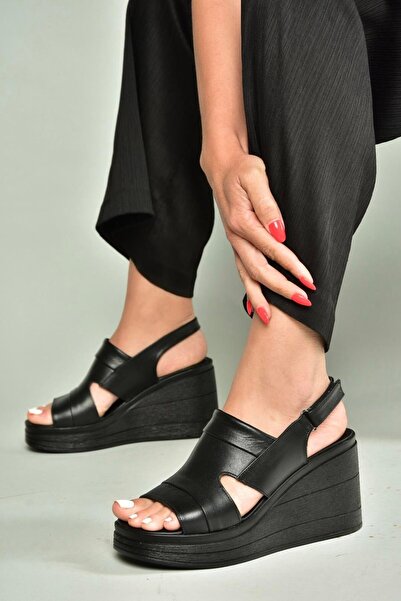 Fox Shoes U555960303 Black Genuine Leather Wedge Heeled Women's Shoes