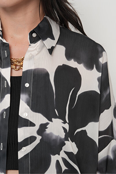 Orfeo Negro Women's Large Flower Patterned Oversize Shirt