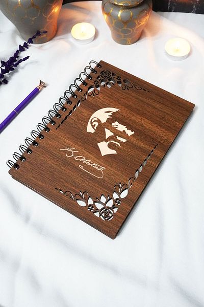 markcat Mustafa Kemal Atatürk Wooden Cover Notebook - Lined Notebook - 60 Sheets (120 Pages) - A5 15X21 cm