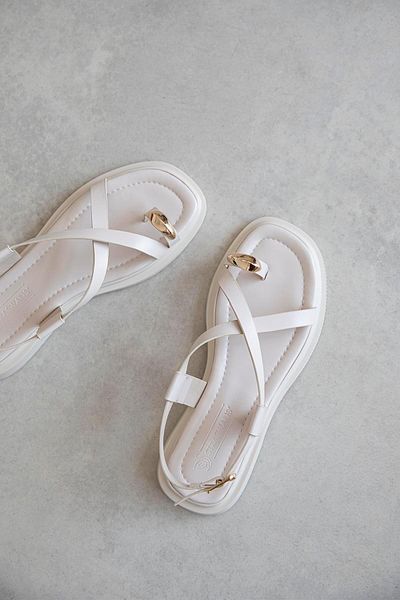 STRASWANS Puket Women's Flip Flops Leather Sandals Beige